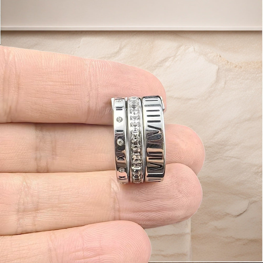 Herren Ring mit künstlerischem römischen Ziffern-Design und funkelnden Zirkonia Shop Nory