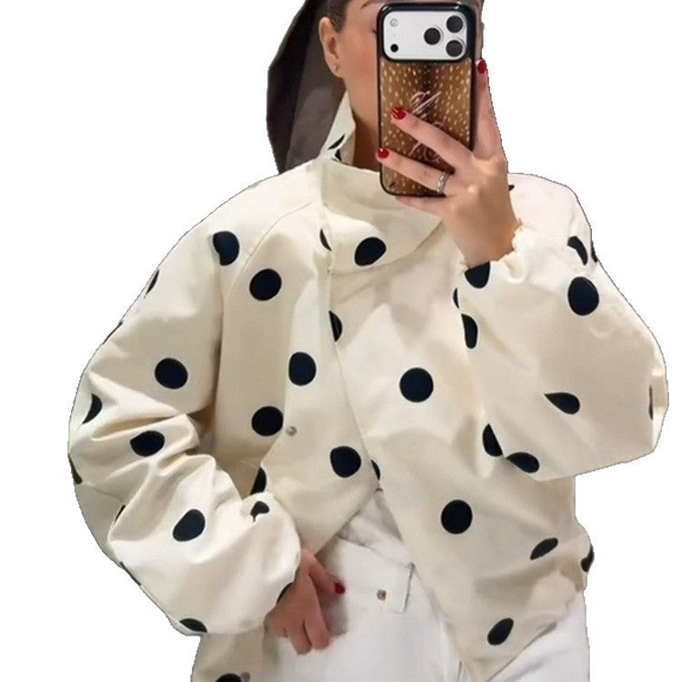 Damen kurz geschnittene Bomberjacke mit übergroßem Schalkragen und Polka-Dot-Print Shop Nory