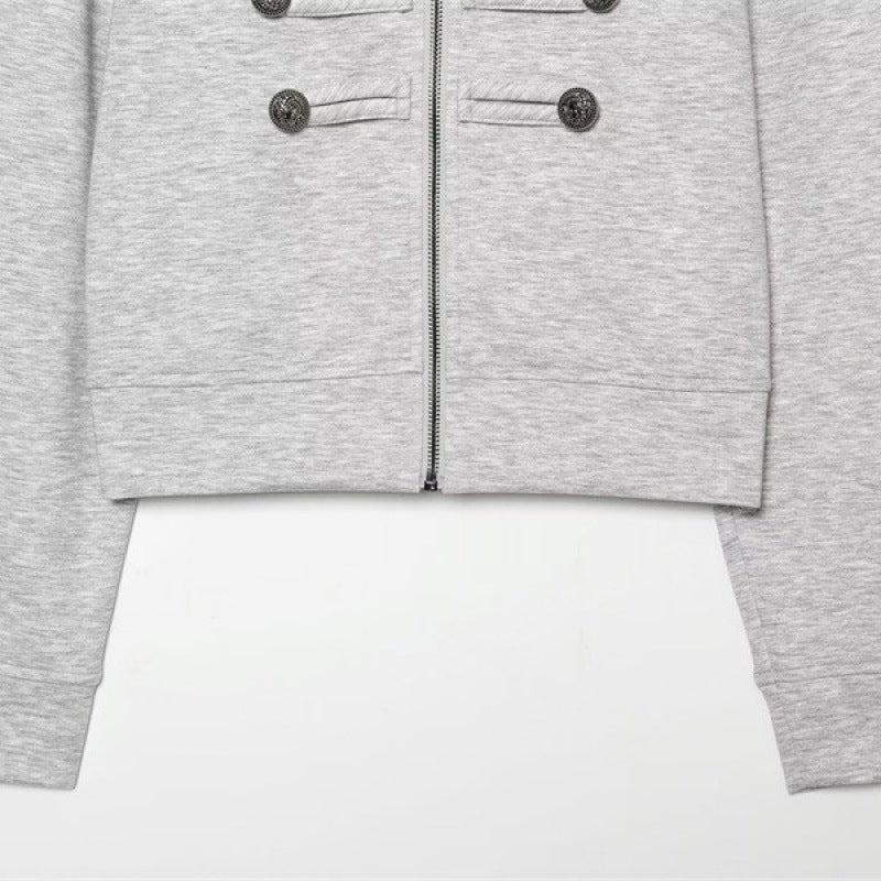 Damen Kurze Sweatjacke im Military-Stil mit Stehkragen und Zierknopfdetails Shop Nory
