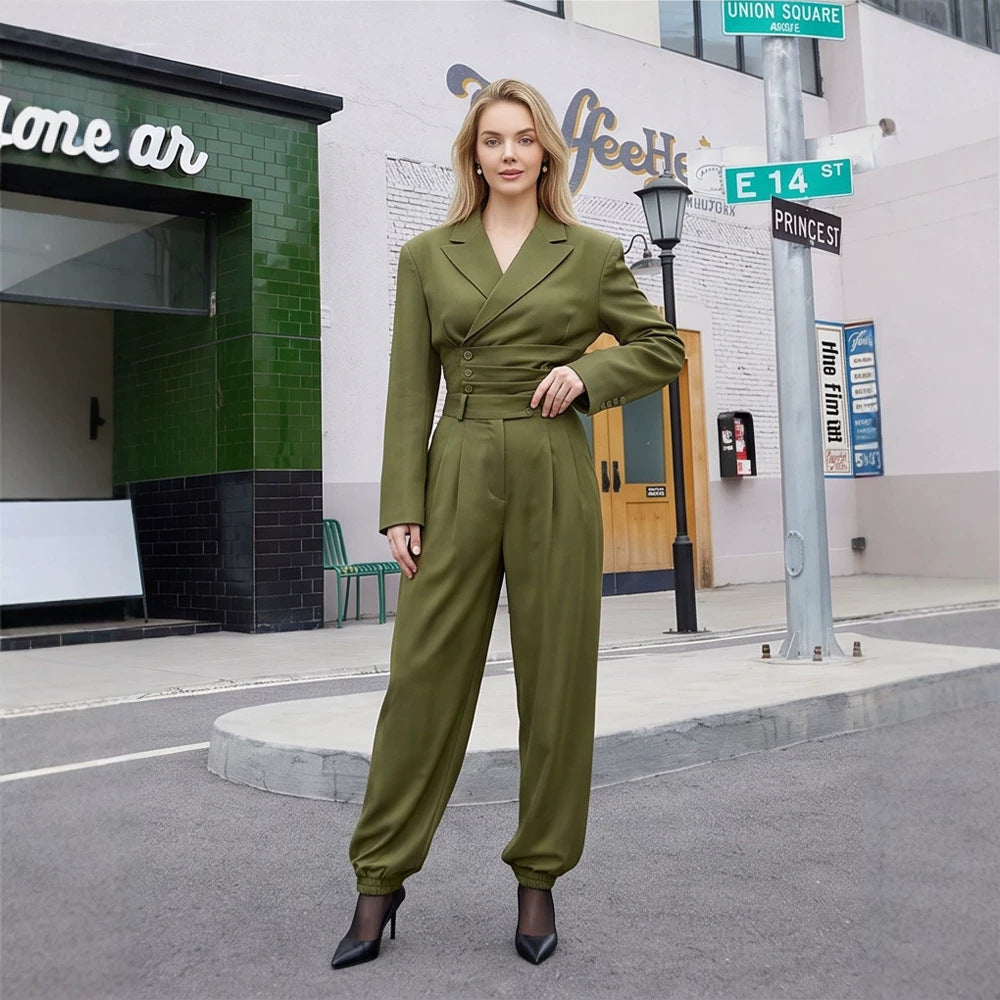 Damen Tailliertes Blazer-Set mit asymmetrischem Knopfverschluss und relaxter Bundfaltenhose Shop Nory