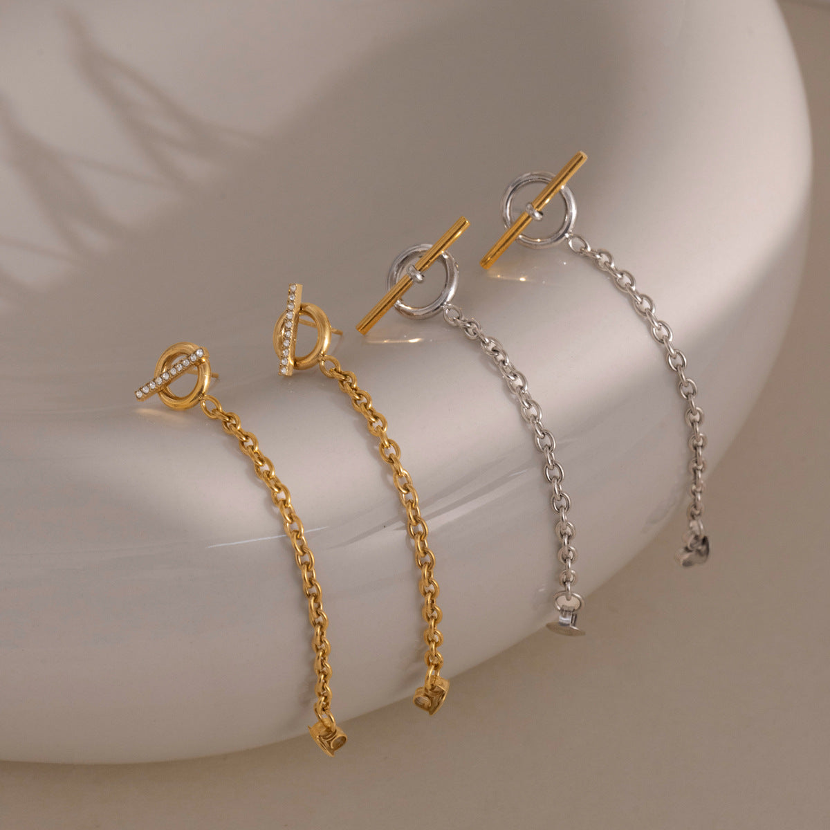 Damen Ohrhänger mit elegantem Ketten- und Zirkonia-Design Shop Nory