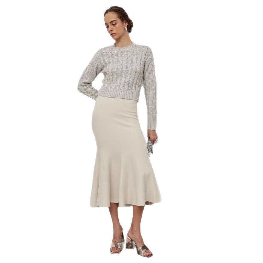 Damen Kurzgeschnittener Zopfstrick-Pullover mit Rundhalsausschnitt und Rippbündchen Shop Nory