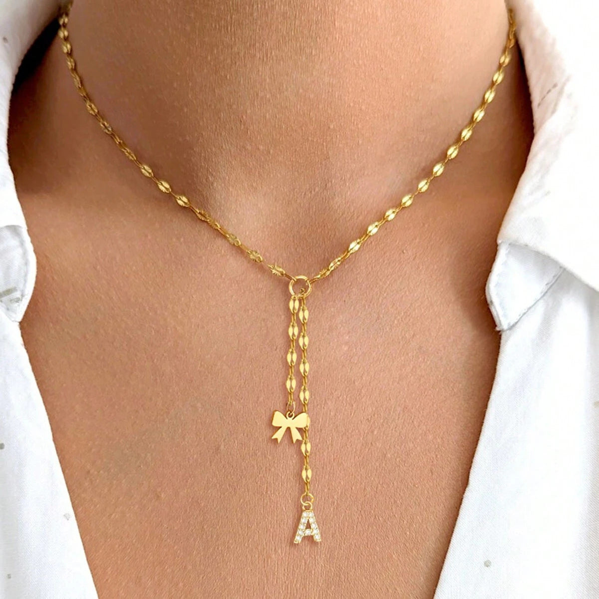 Damen Halskette mit personalisierten Anhängern und eleganten Details Shop Nory