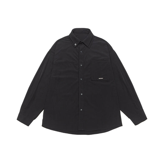 Unisex Oversize Hemd mit technischem Material, Brustklappe und gerundetem Saum Shop Nory