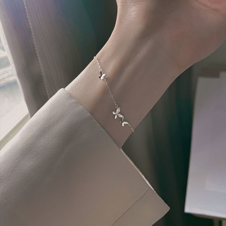 Damen filigranes Schmuckarmband mit verspieltem Motiv Shop Nory