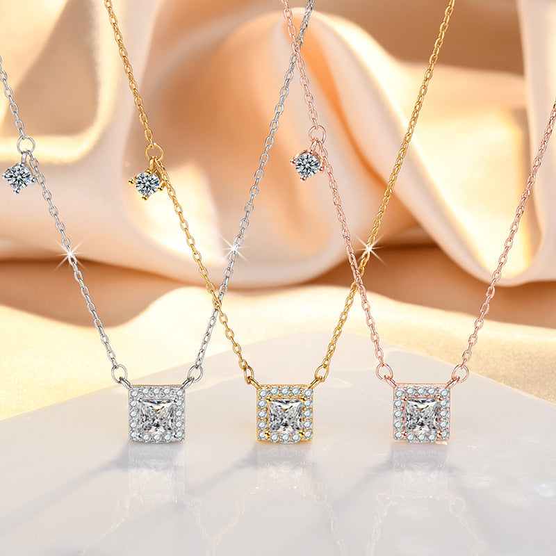 Damen Halskette mit quadratischem Zirkonia-Anhänger und filigranem Design Shop Nory