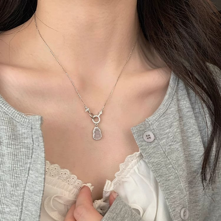 Damen Halskette mit eleganten Anhängern aus funkelndem Zirkonia und hochwertigem Edelstahl Shop Nory