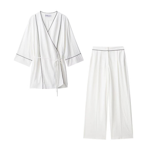 Damen Weite Plisseehose mit hohem Bund, verdeckter Knopfleiste und Kontrastpaspel Shop Nory