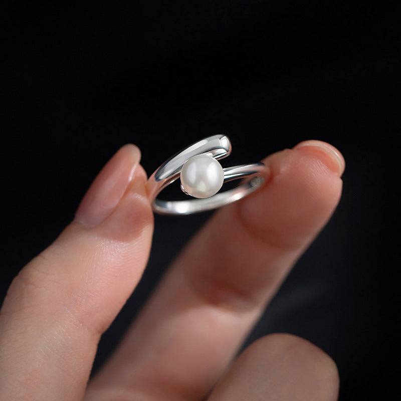 Damenring mit perlentrommelndem Design und verspielter Eleganz Shop Nory