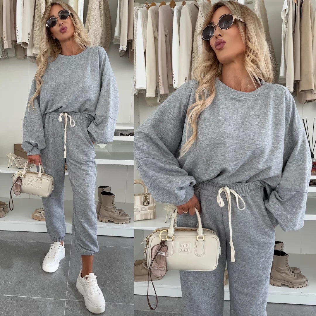 Damen Oversized Loungewear-Set aus weich angerautem Sweat mit Kordelzug-Jogginghose und relaxed Pullover Shop Nory