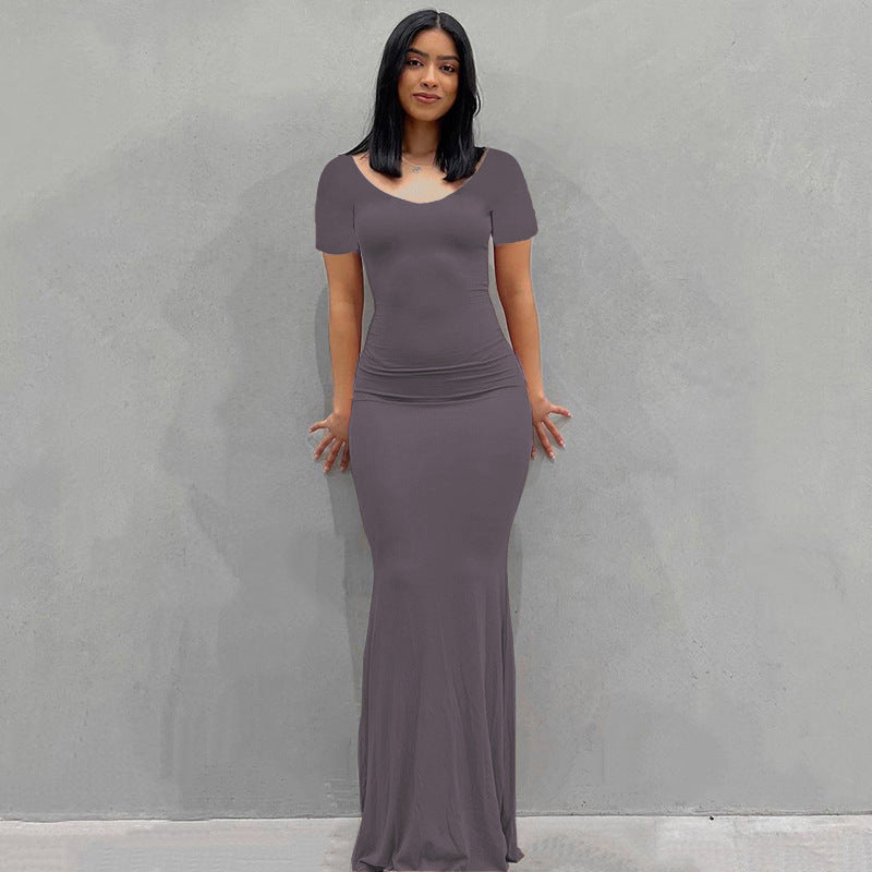 Damen Körperbetontes Maxi‑Jerseykleid mit taillierter Drapierung, langen Ärmeln und ausgestelltem Saum Shop Nory