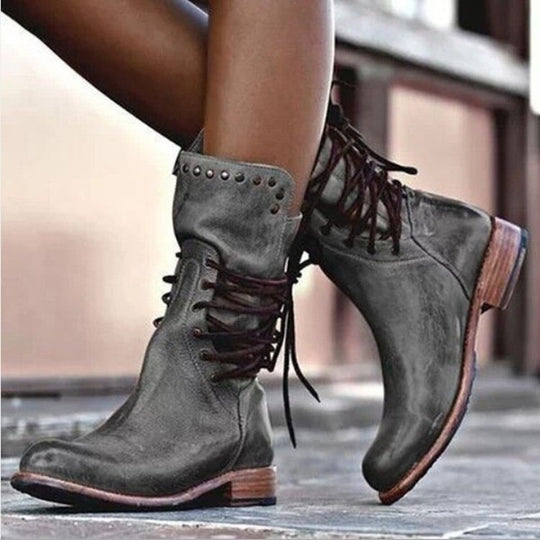 Damen Lederstiefel mit Schnürung und Nieten