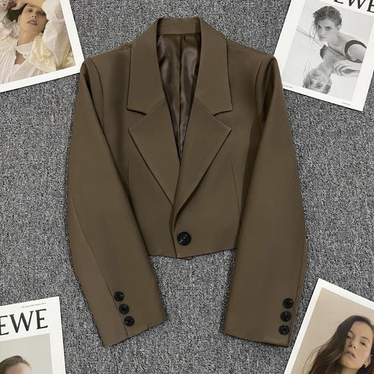 Damen Blazerjacke mit tailliertem Schnitt und elegantem Revers