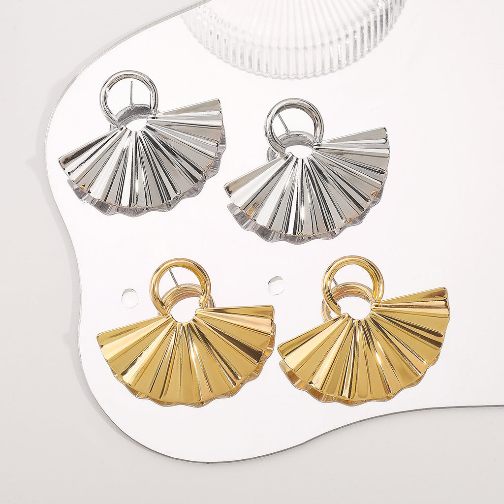 Damen Ohrstecker im eleganten Fächerdesign Shop Nory
