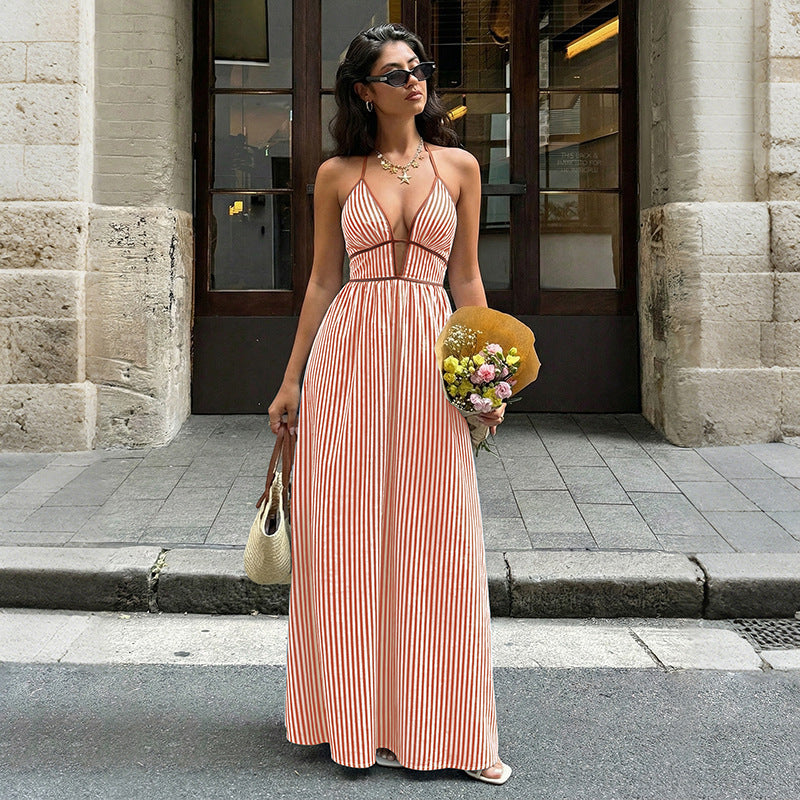 Damen Maxi-Kleid mit tiefem V-Ausschnitt und raffiniertem Streifenmuster