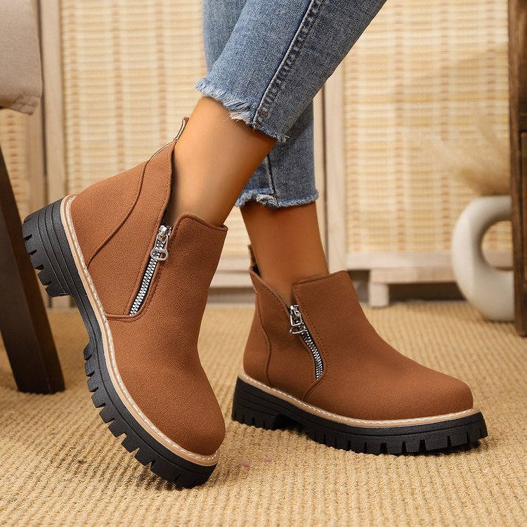 Damen Warme Chelsea-inspirierte Stiefelette mit seitlichem Reißverschluss und grober Profilsohle Shop Nory