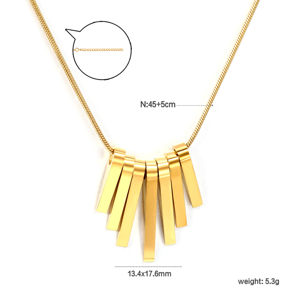Damen elegante Halskette mit Blumenmotiven und hochwertiger Gliederstruktur Shop Nory