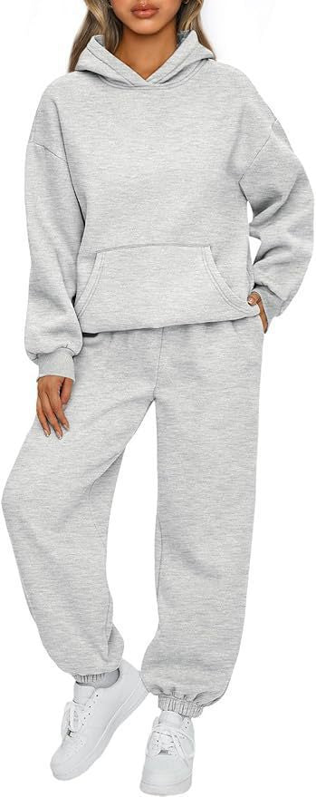 Damen nan luxuriöses Oversize-Loungewear-Set Kapuzenpullover mit Kängurutasche und weit geschnittene Jogginghose mit elastischen Knöchelabschlüssen Shop Nory