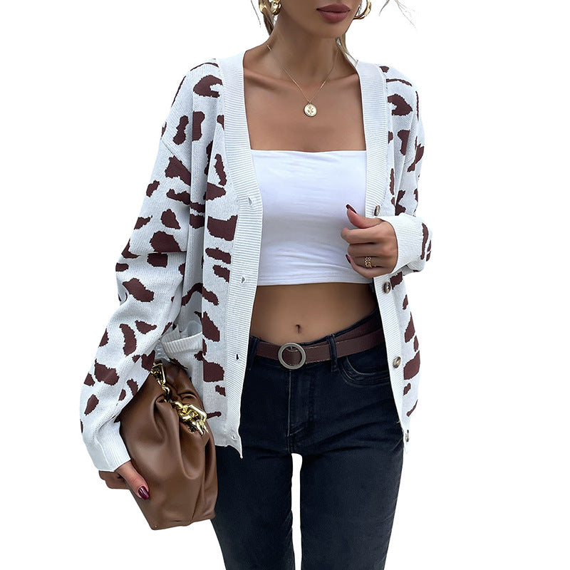 Damen Kurzgeschnittener V‑Ausschnitt Strickcardigan mit Animal‑Jacquard und Eingrifftaschen Shop Nory