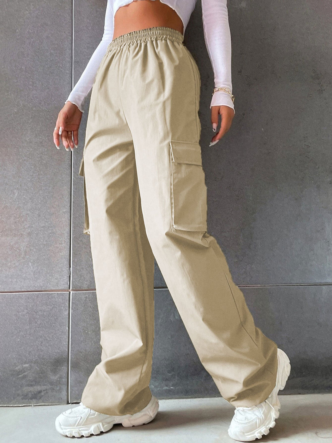 Damen Cargo-Hose mit seitlichen Taschen und elastischem Bund