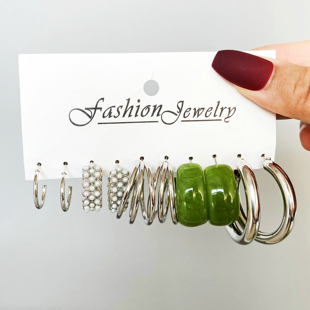 Damen Ohrringe Set mit vielfältigen Designs und funkelnden Akzenten Shop Nory
