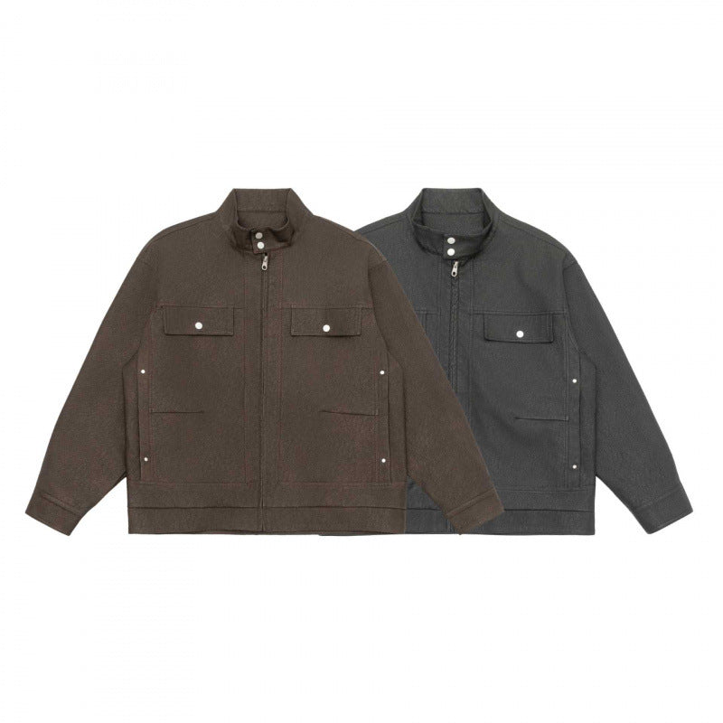Unisex Boxy-Hemdjacke im Worker‑Stil mit Stehkragen, Frontreißverschluss und Pattentaschen Shop Nory