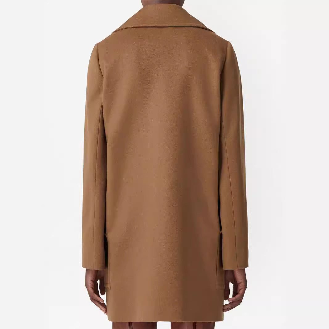 Damen Kurzmantel im minimalistischen Doppelreiher aus Wollmix mit weitem Revers Shop Nory