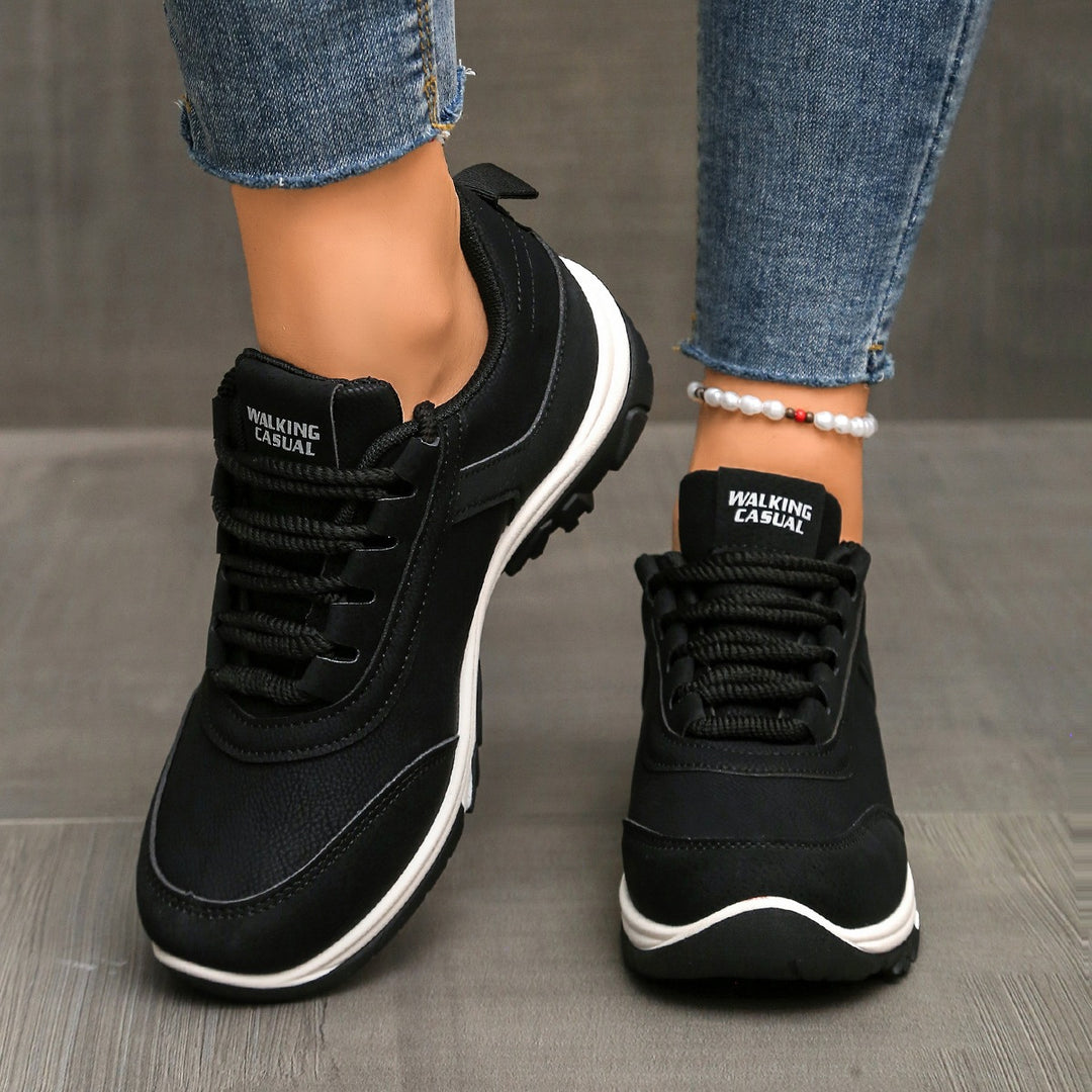 Damen Leichter Walking‑Sneaker mit profilierter Gummisohle und gepolstertem Komfortfußbett Shop Nory