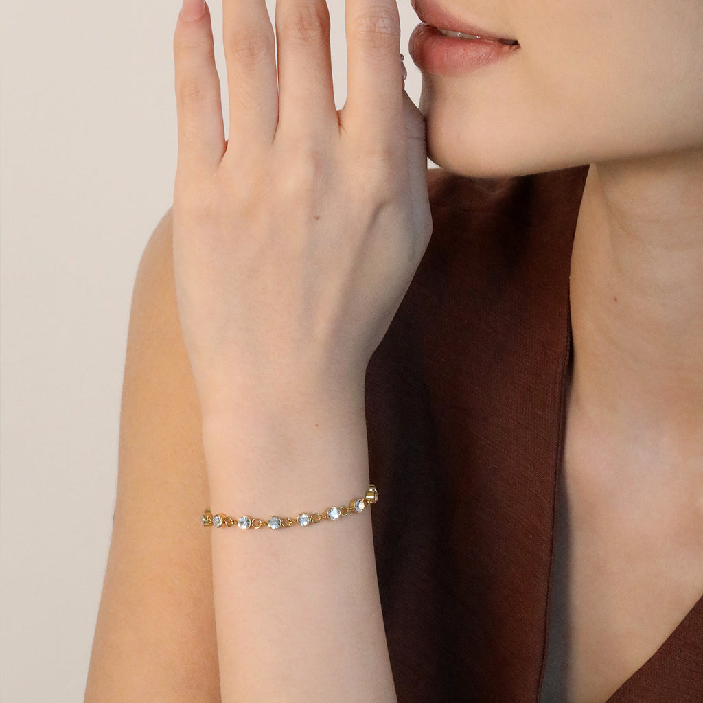 Damen zartes Armband mit funkelnden Kristall-Details Shop Nory