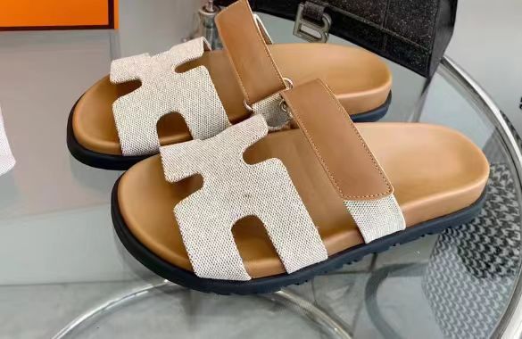 Damen Riemchen-Sandalen mit verstellbarem Klettverschluss und ergonomischer Sohle Shopnory