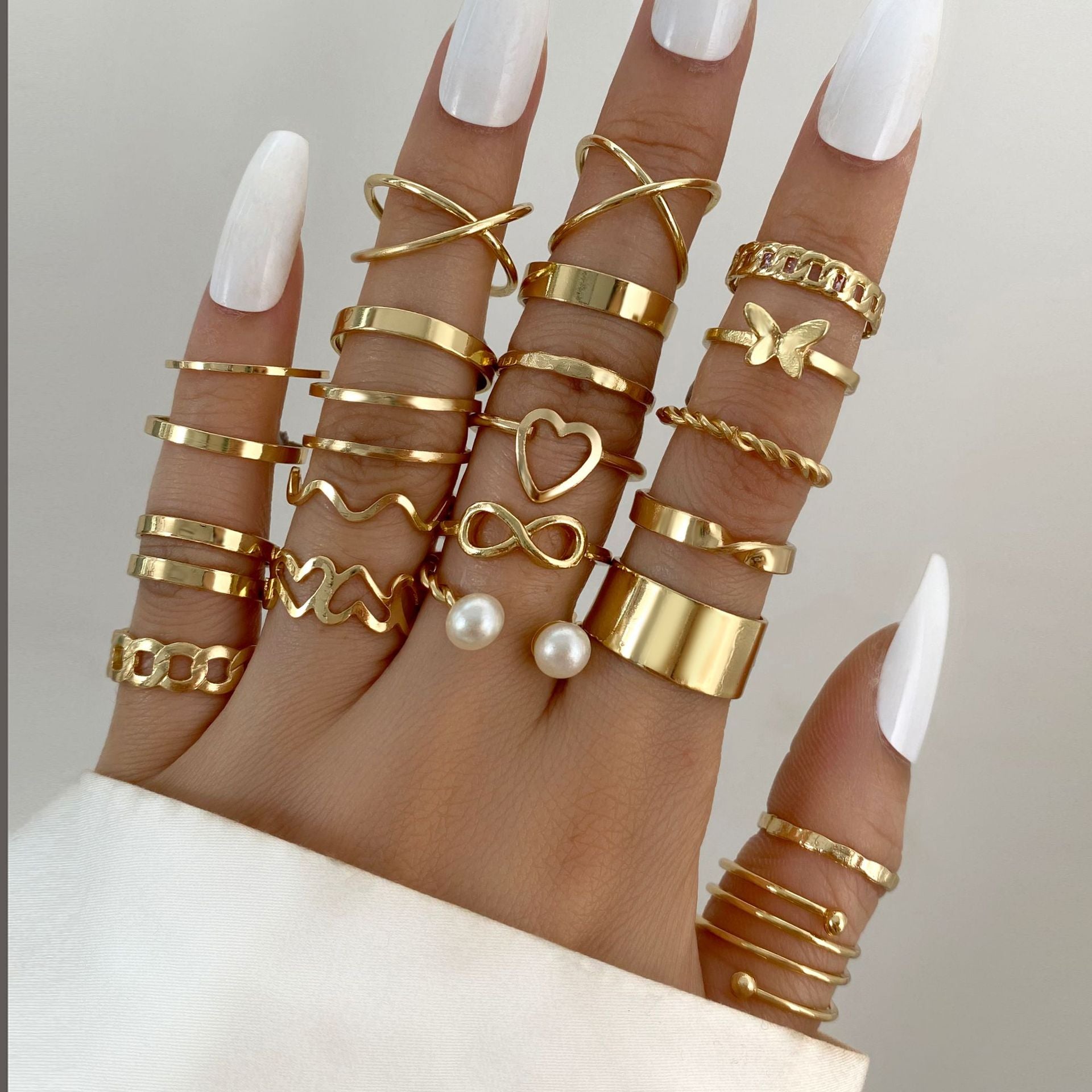Damen Ring-Set mit funkelnden Kristallen und kreativen Designs Shop Nory