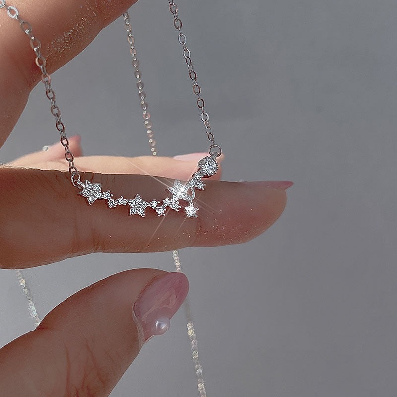 Damen Halskette mit funkelndem Sternenanhänger und hochwertiger Verarbeitung Shop Nory