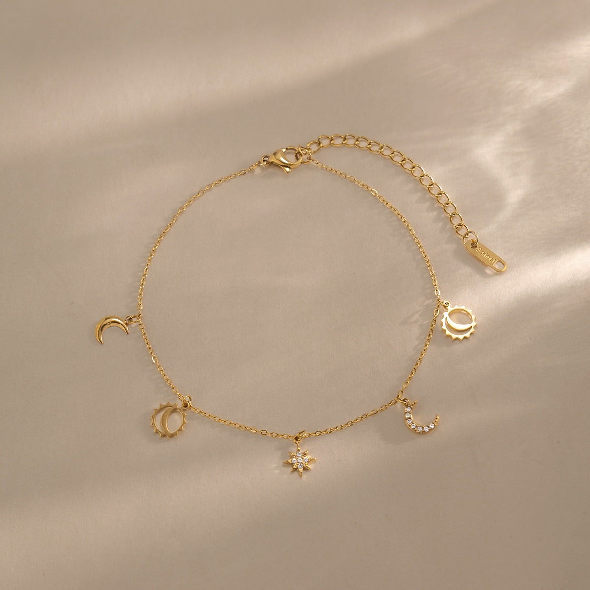 Damen Fußkettchen mit Sonnen- und Mondanhängern aus hypoallergenem Edelstahl Shop Nory