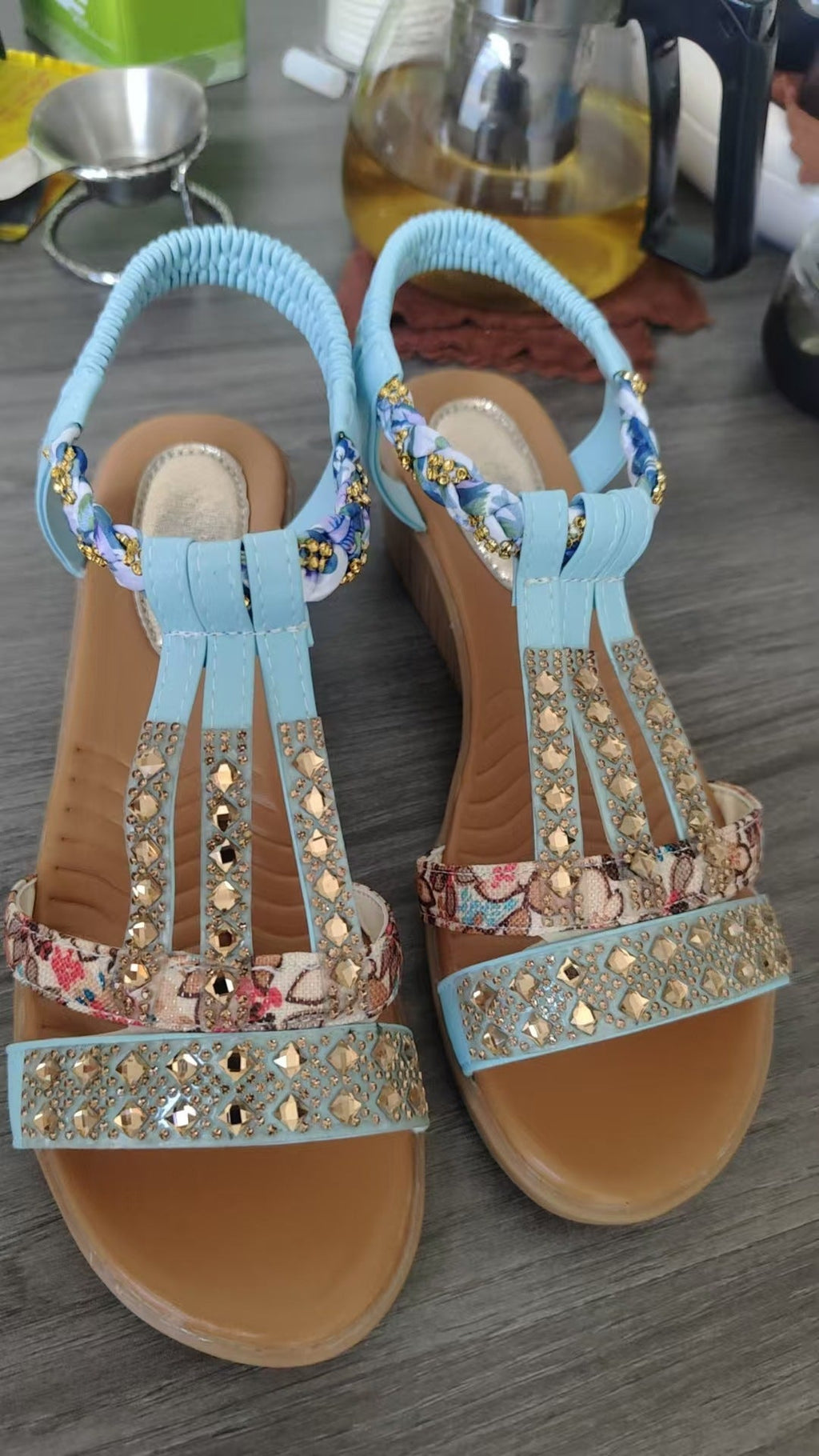 Damen Elegante Sandalen mit modischen Glitzer- und Blumenapplikationen