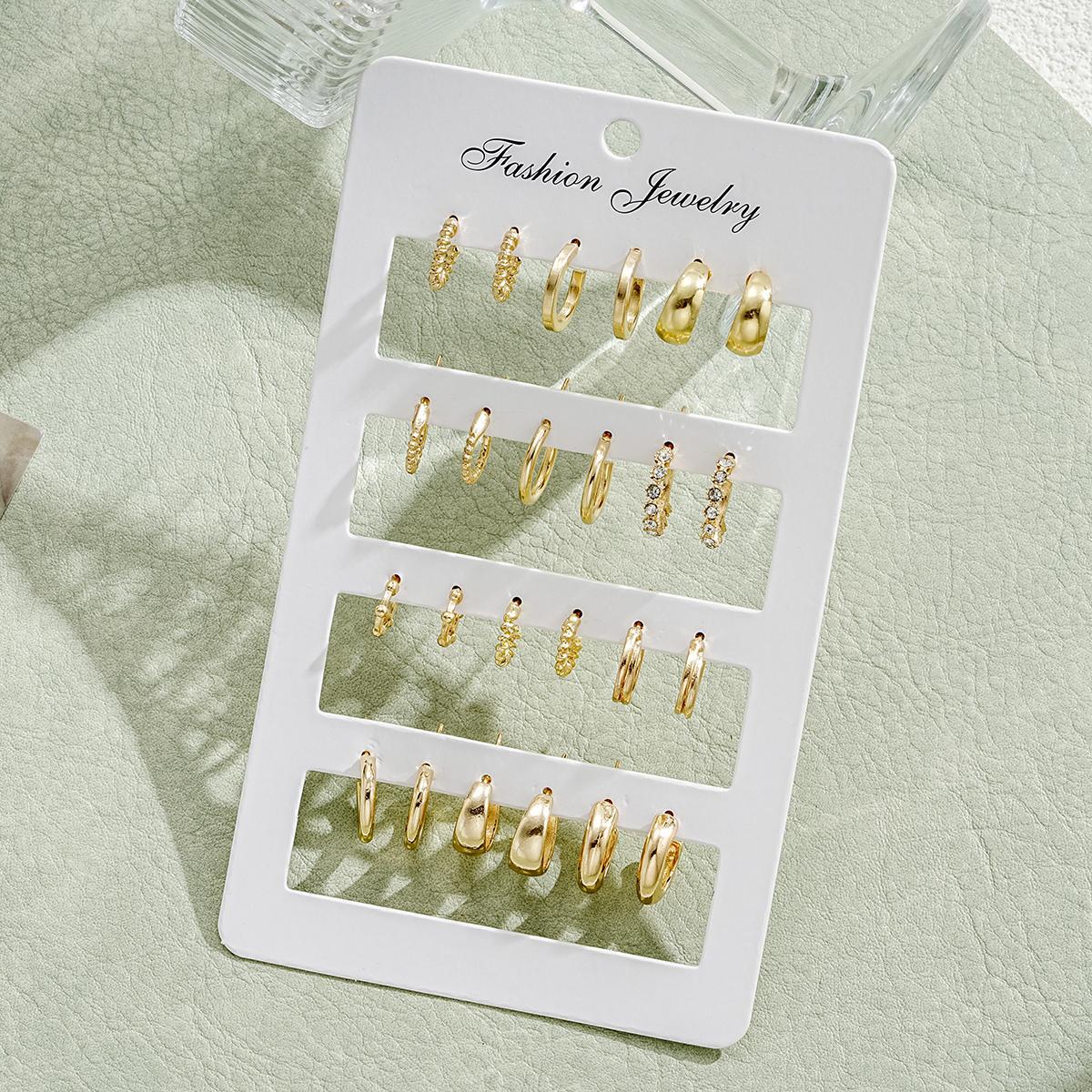 Damen Ohrstecker Set mit funkelnden Kristallen und stilvollen Designs Shop Nory