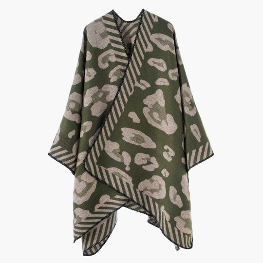 Damen Grobstrick‑Wollcape im Überwurf mit abstraktem Leomuster und Zierkante Shop Nory