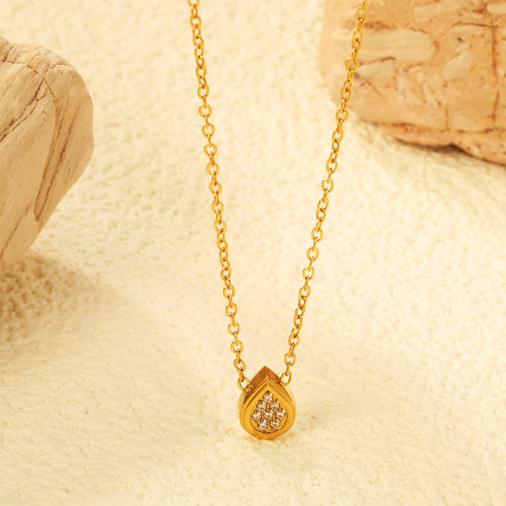 Damen elegante Halskette mit brillantem quadratischem Zirkonia-Anhänger Shop Nory
