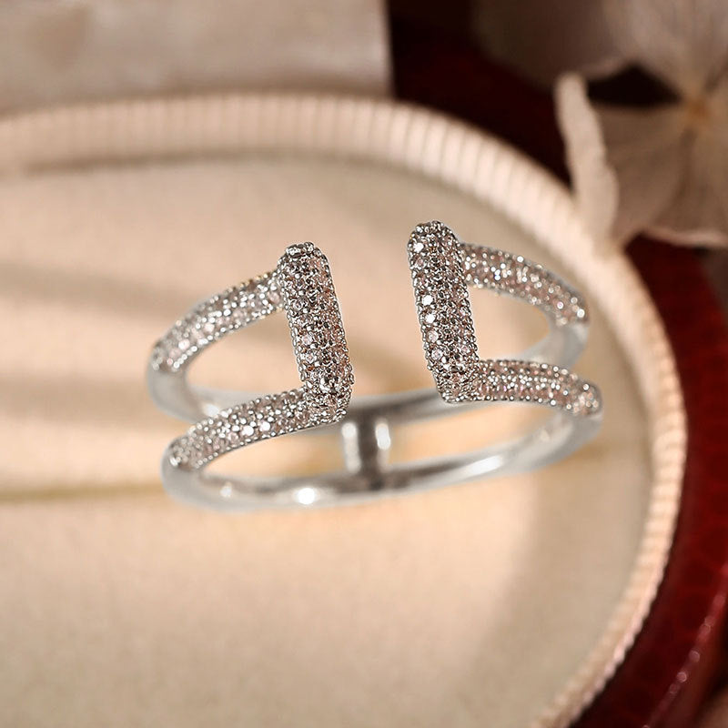 Damen Offener Ring mit modernem geometrischem Design und funkelnden Kristallen Shop Nory