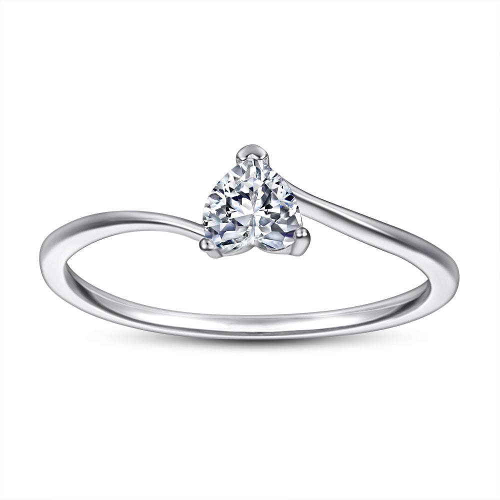 Damen Ring mit herzförmigem Design und funkelndem Stein Shop Nory