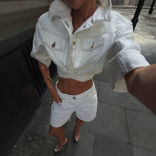 Damen Kurzgeschnittene Jeansjacke mit Taillenbund und Brusttaschen Shop Nory
