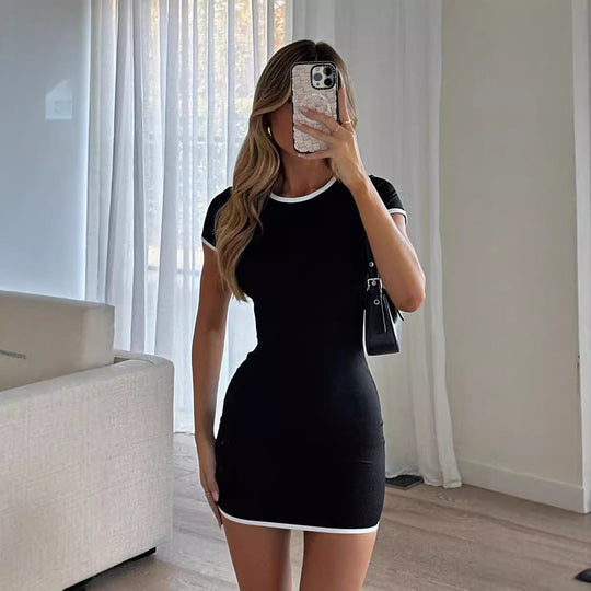 Damen figurbetontes Minikleid mit kontrastierenden Bändchen