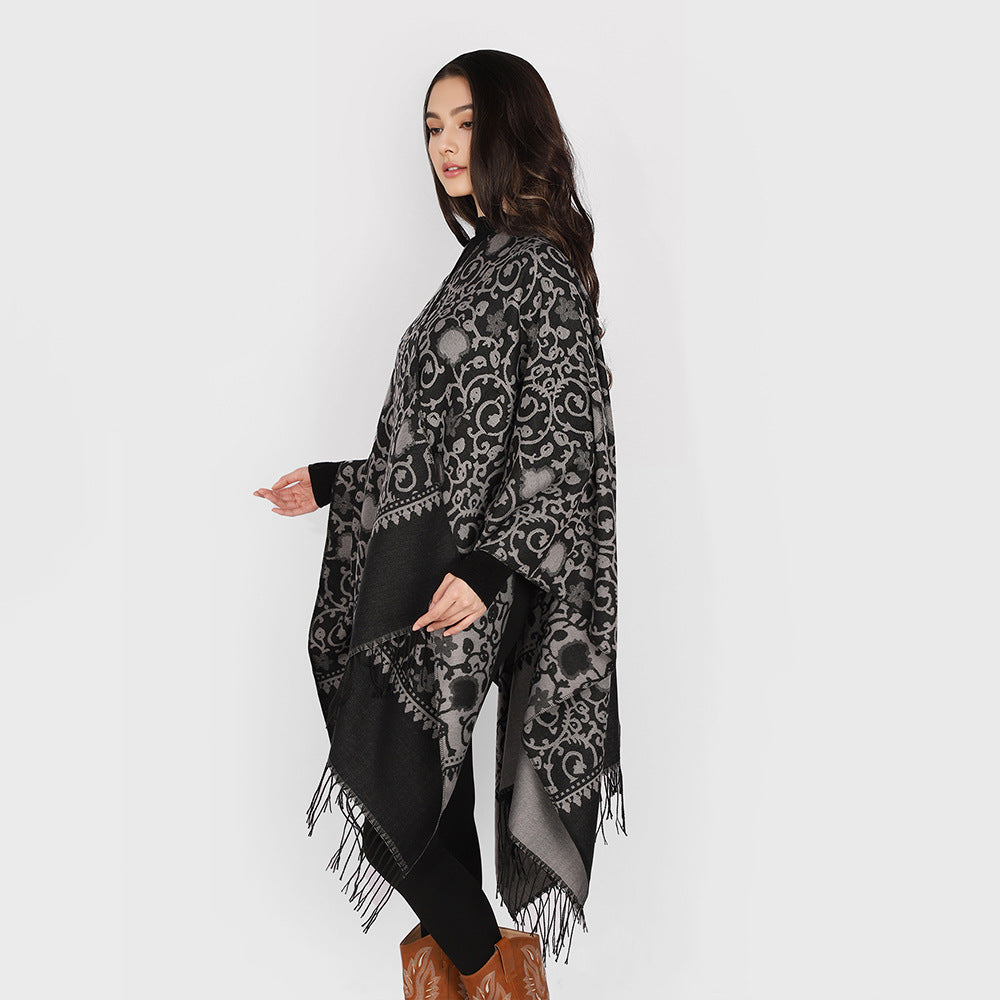 Damen Jacquard-Ruana mit ornamentalem Bordürenmuster und Fransensaum Shop Nory