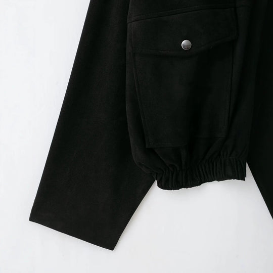 Damen Kurzgeschnittene Bomberjacke aus Veloursimitat im Utility‑Look mit Funnelkragen und Klappentaschen Shop Nory