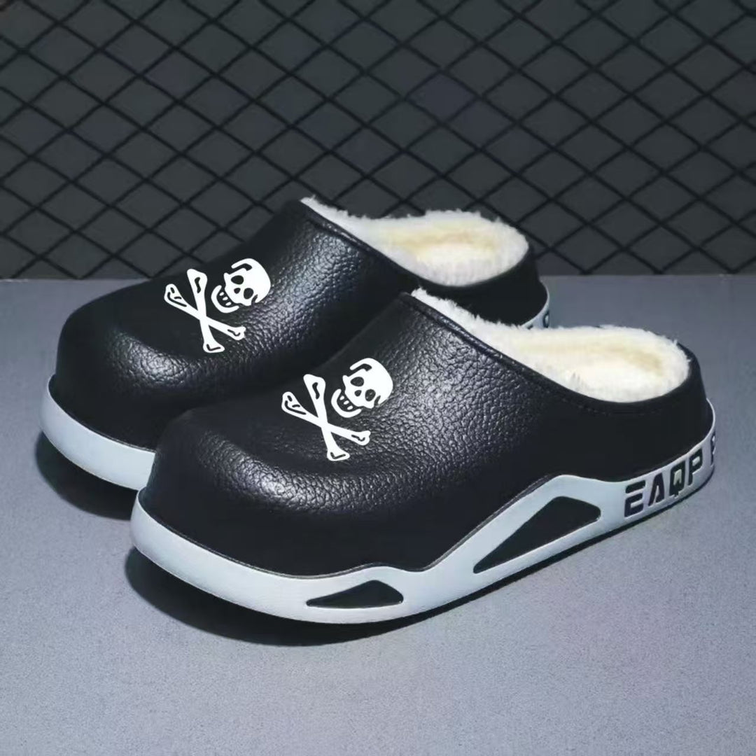 Herren Gefütterte PU-Clogs mit Totenkopfprint und profilierter EVA-Sohle Shop Nory