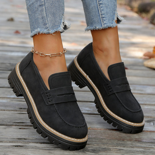 Damen robuste Loafer mit markanter Profilsohle, weichem Veloursoptik-Obermaterial und gepolstertem Komfortfußbett Shop Nory