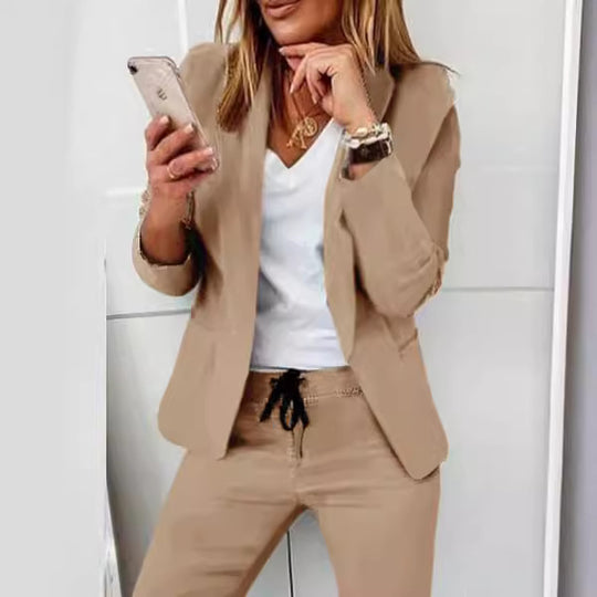 Damen nan zweiteiliges Blazer-Jogger-Set mit tailliertem Blazer und elastischer Bundhose Shop Nory