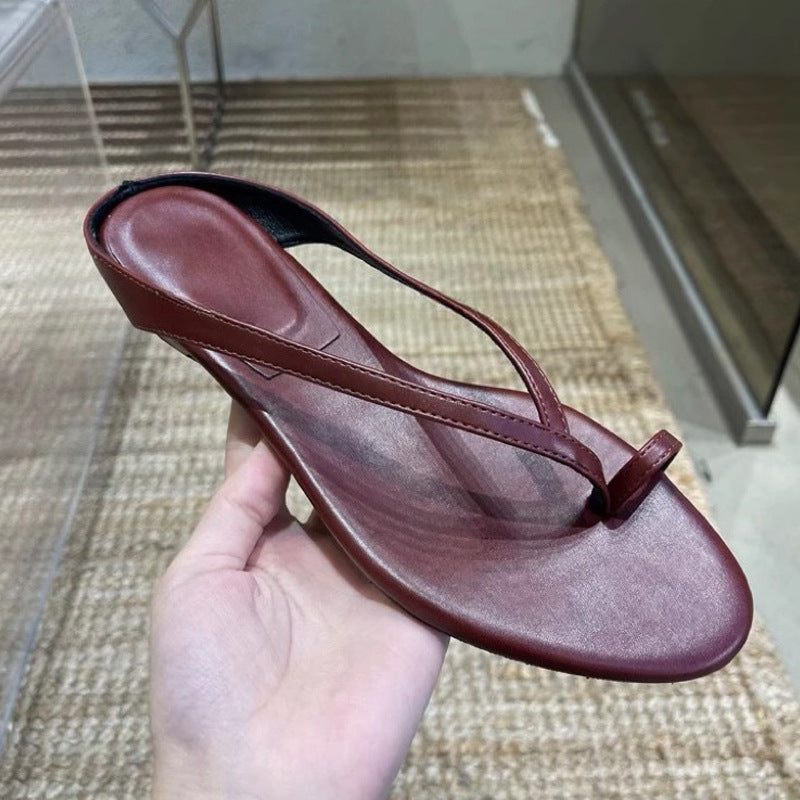 Damen Riemensandalen mit flexiblem Fußbett und eleganter Schnallenakzentgestaltung