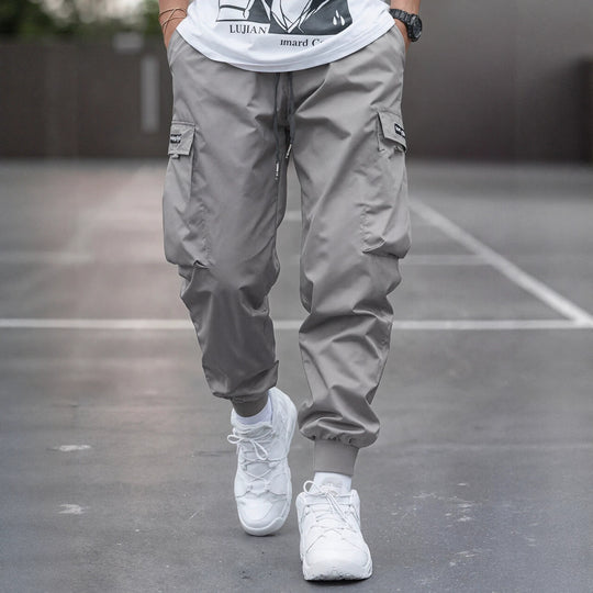 Herren Tapered Cargo-Joggerhose mit elastischem Tunnelzug, verstärkten Klappentaschen & gerippten Knöchelbündchen Shop Nory