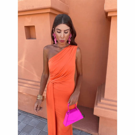 Damen Maxikleid mit asymmetrischem Ärmeldesign und eleganter Drapierung