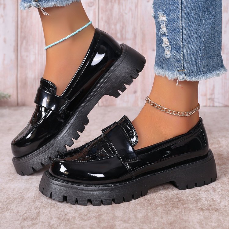 Damen klobige Lack-Loafer mit Kroko-Prägung und profilierter Gummisohle Shop Nory
